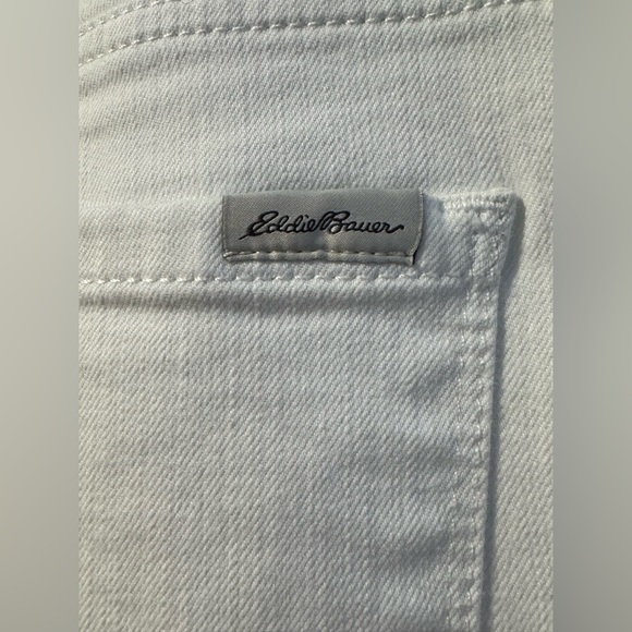 Eddie Bauer Women's Stretchy White Ankle Jeans 10 - Picture 5 of 8